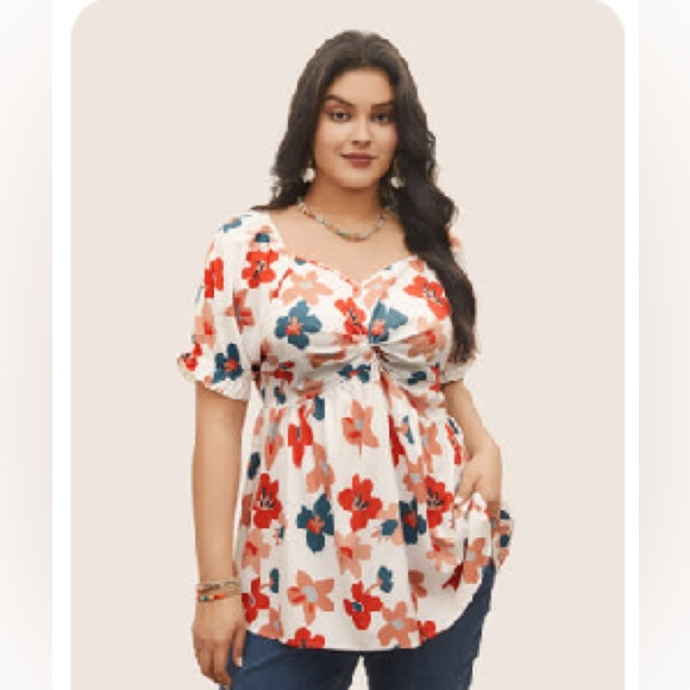 BloomChic - Floral Square Neck Twist Front Top